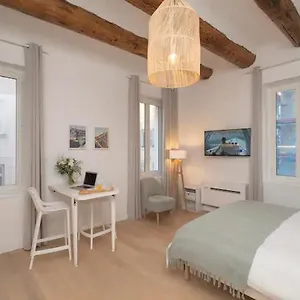  Appartement Design Vieux Port